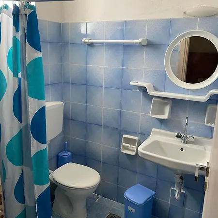 Yetişkin Oteli Mary *